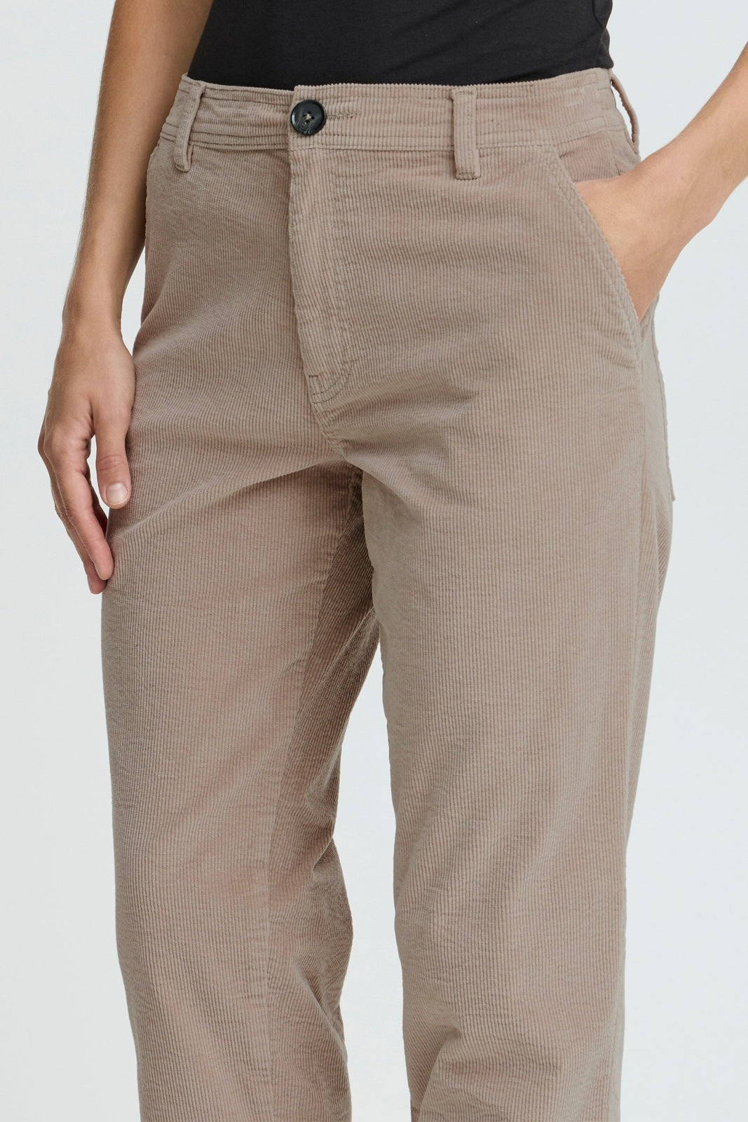B Young Dasik Cropped Casual Trousers - String 3 Shaws Department Stores