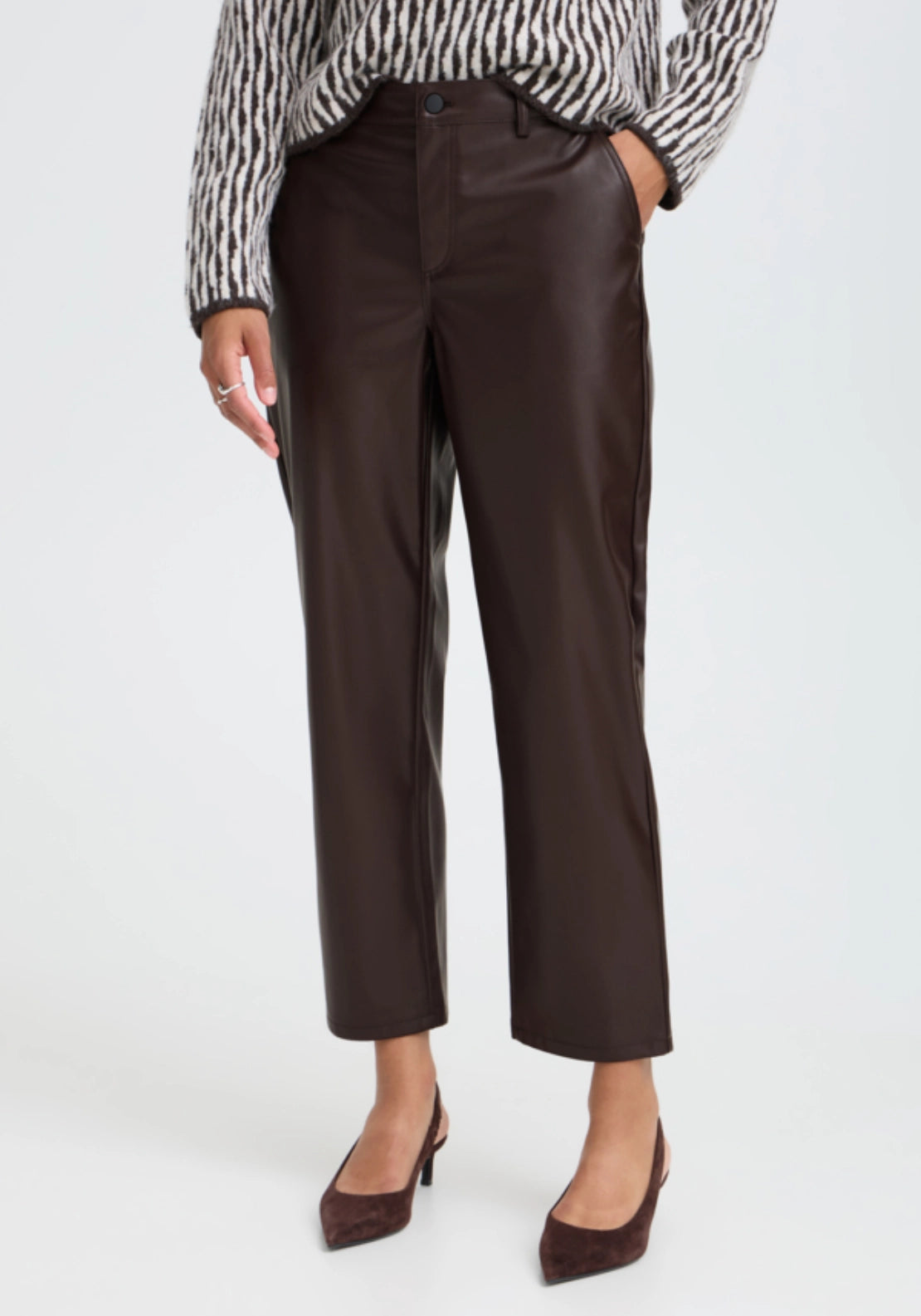 Daja Pant - Java