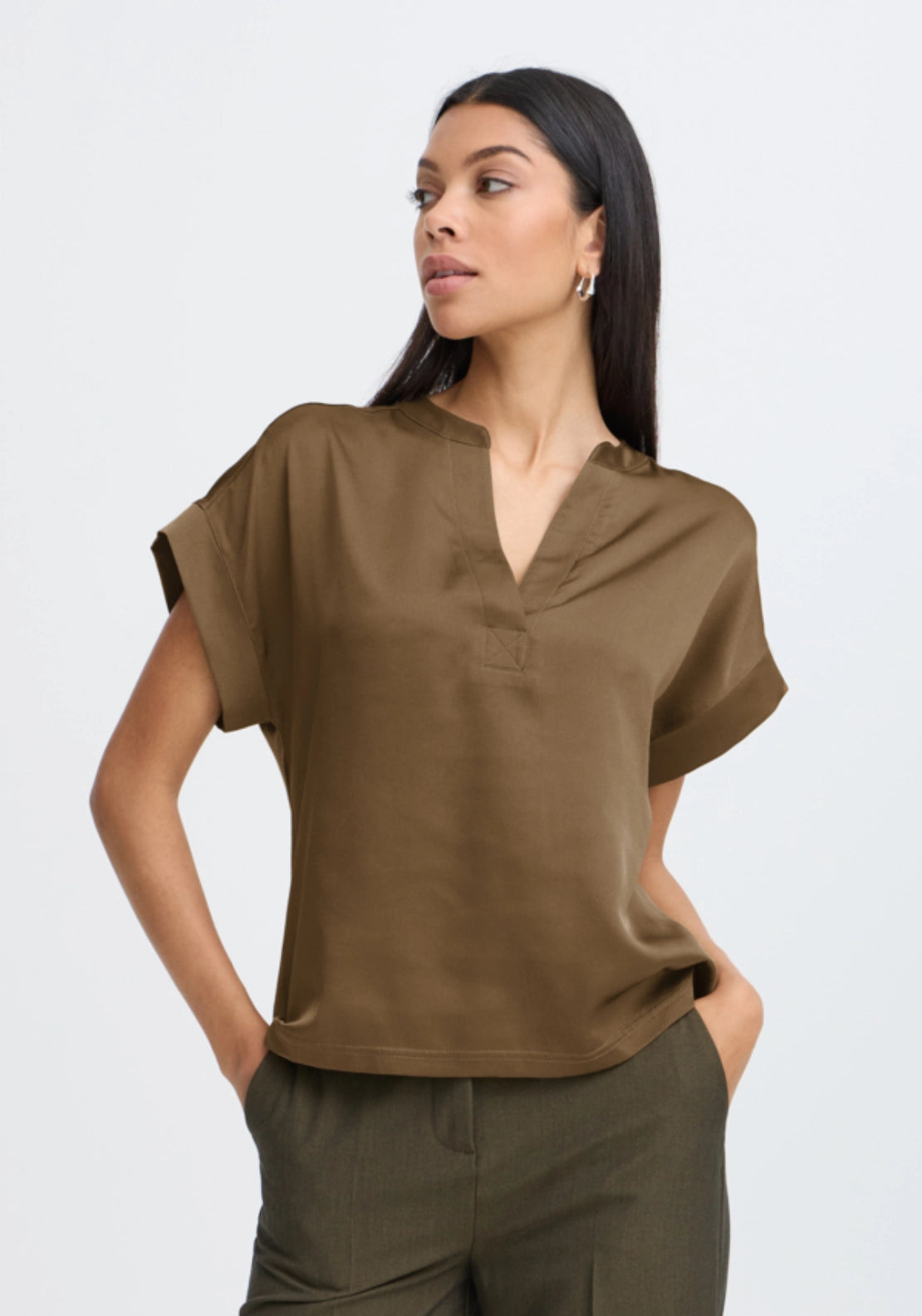 Selita V Placket Neck T-Shirt - Sepia