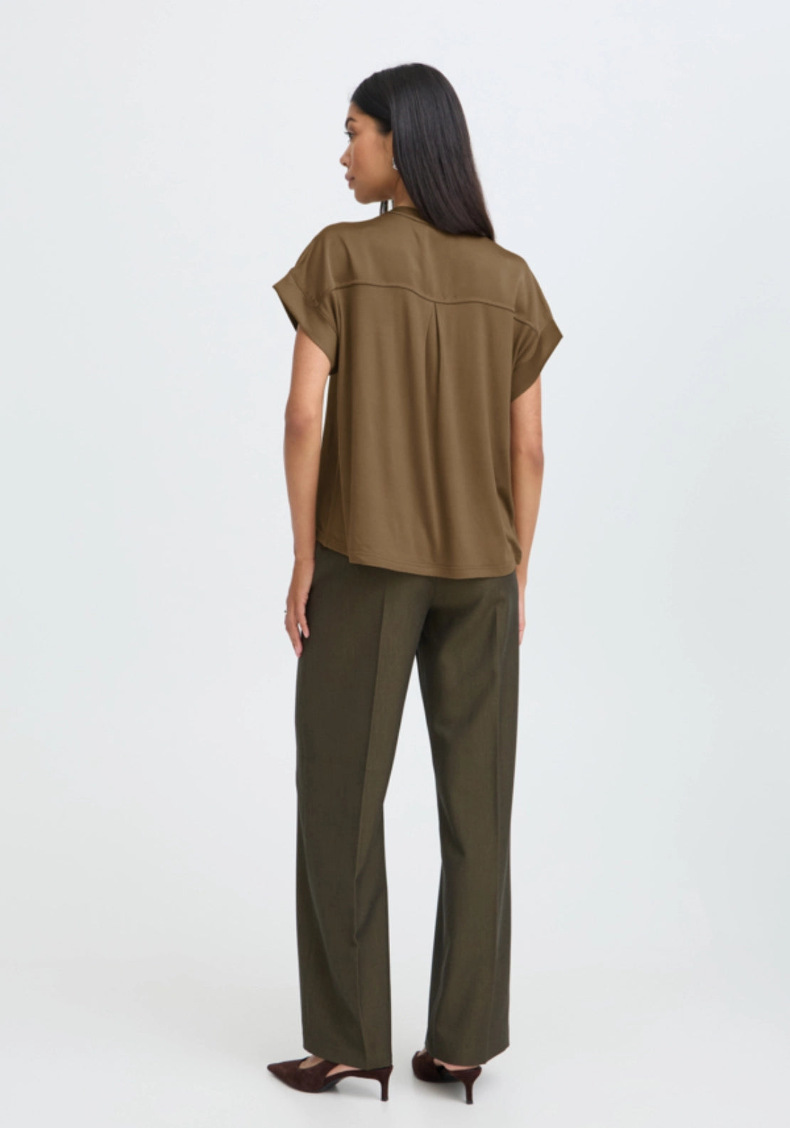 Selita V Placket Neck T-Shirt - Sepia