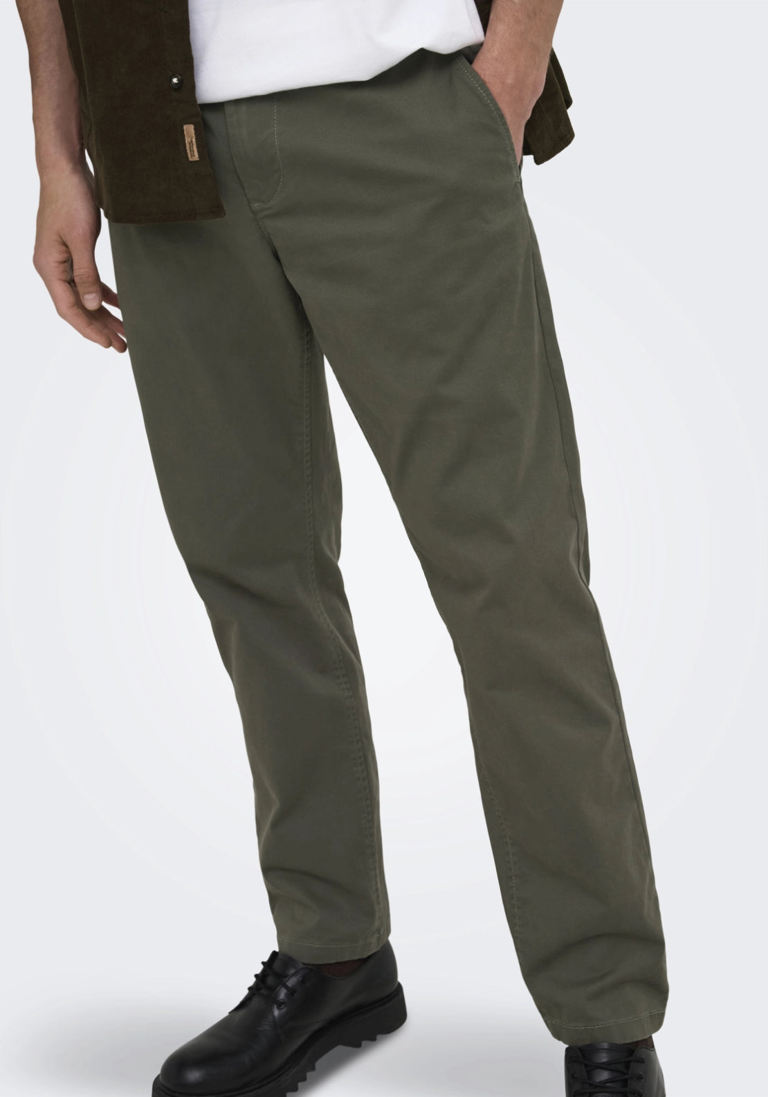 Weft Regular Fit Chinos - Beluga