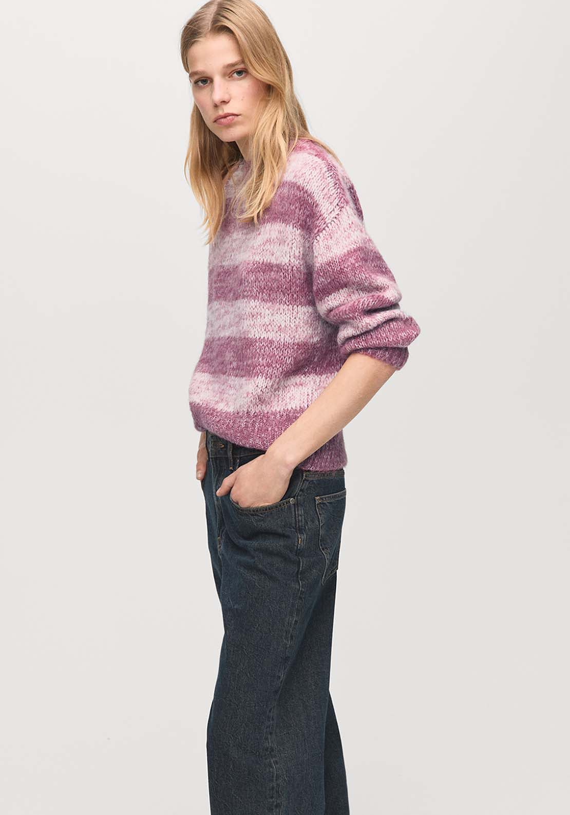 Oversized Striped Sweater - Pink