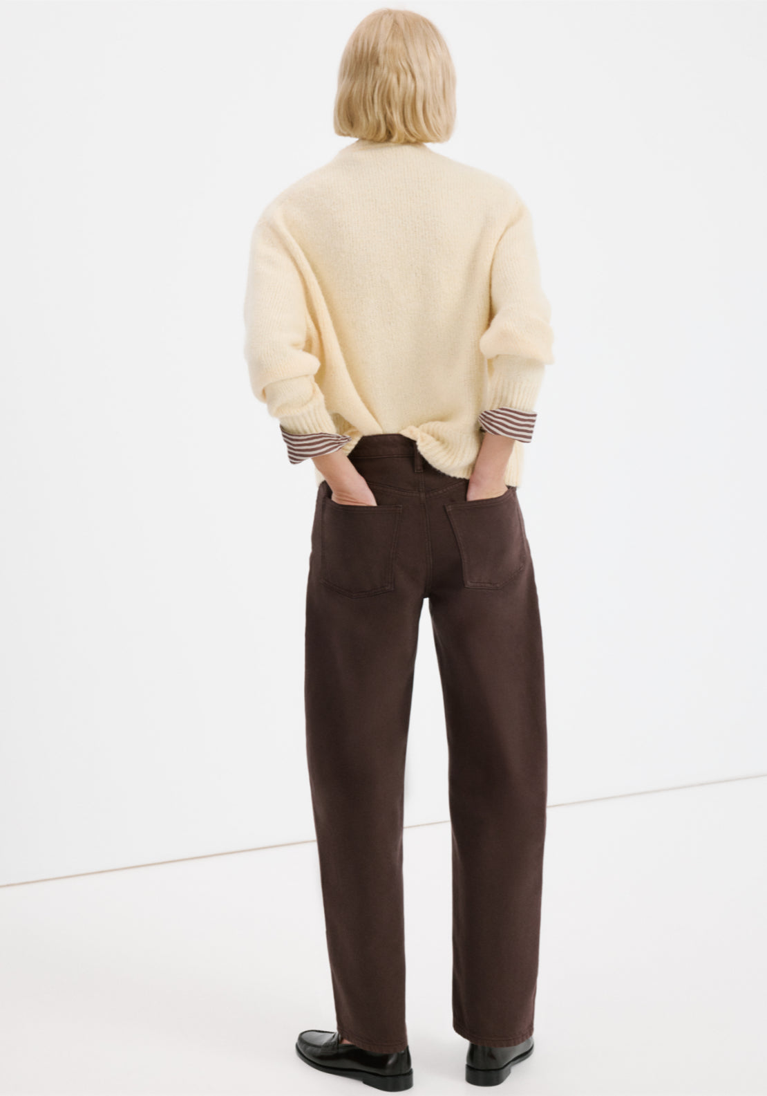 High Waisted Barrel Jeans - Brown