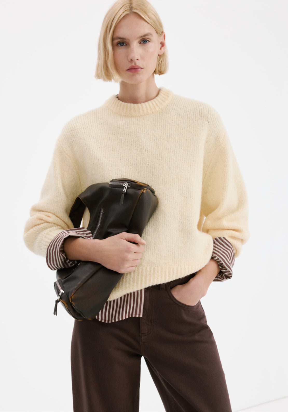 High Waisted Barrel Jeans - Brown