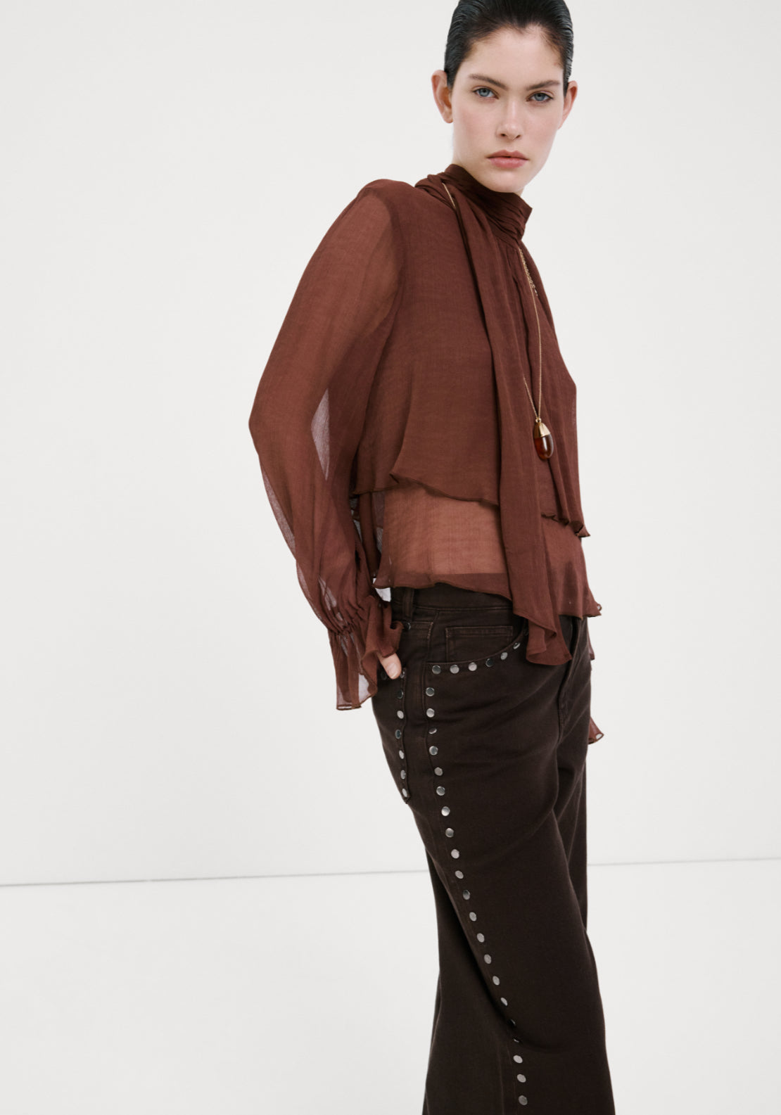 Wide Leg Studded Jeans - Brown