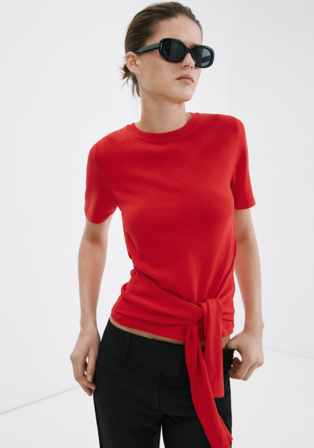 Jumper With Tie Detail - Red