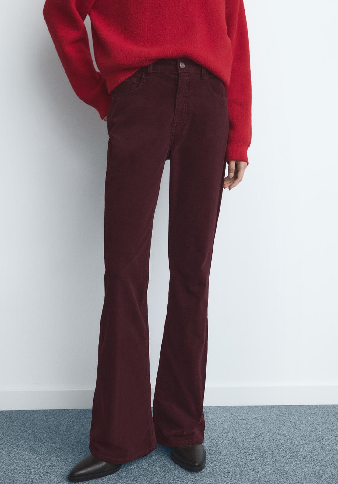 Velvet Flared Jeans - Burgundy