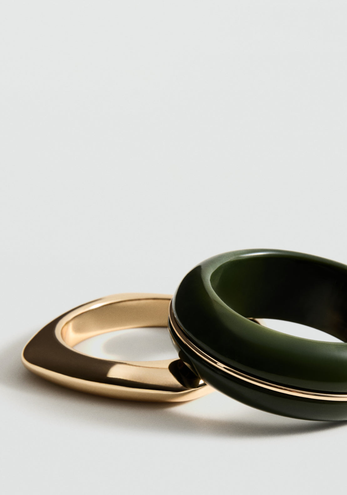 Set Of Combined Rigid Bracelets - Gold