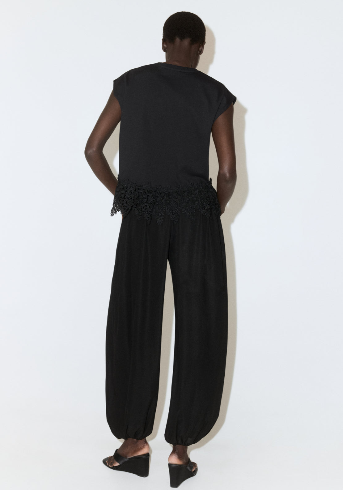 Cotton T-Shirt With Broderie Anglaise Embroidery - Black