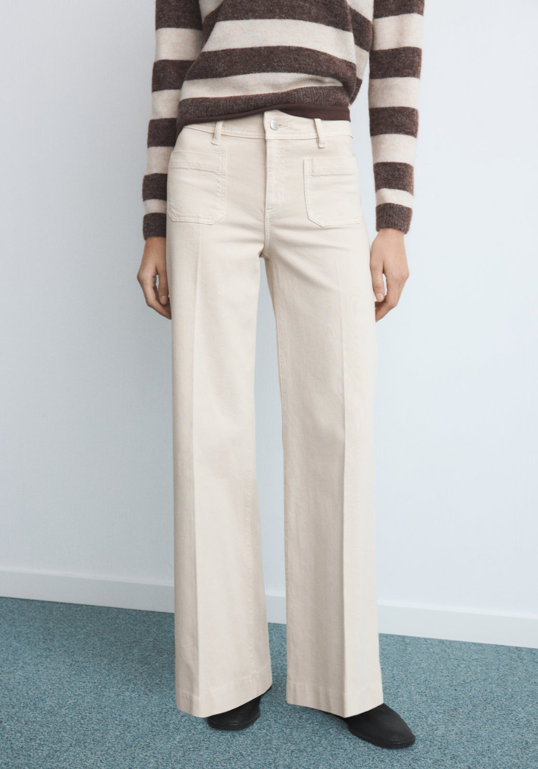 Wide Leg Jeans With Pockets - Cream