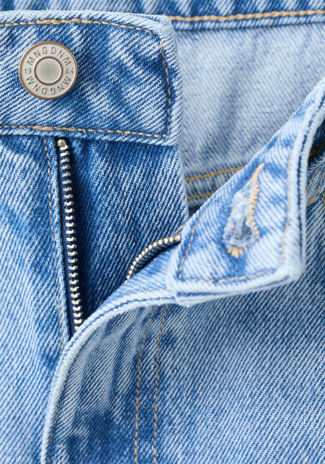 High-Waisted Barrel Jeans - Blue