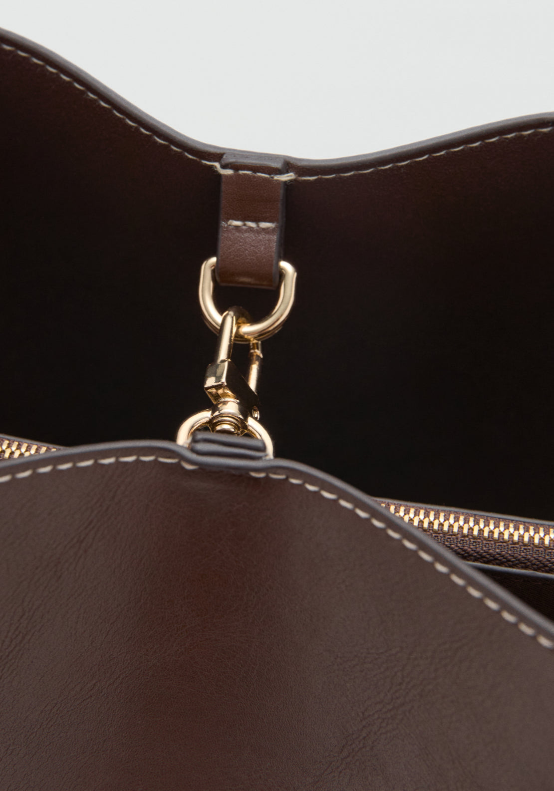 Bucket Bag With Metal Details - Brown