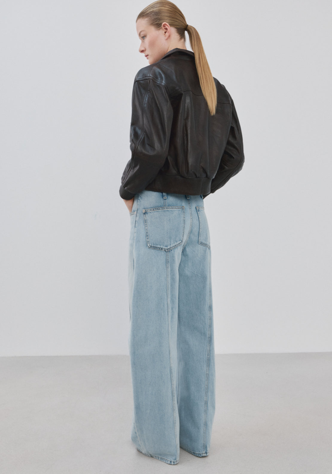 Balloon Jeans With Seams - Blue