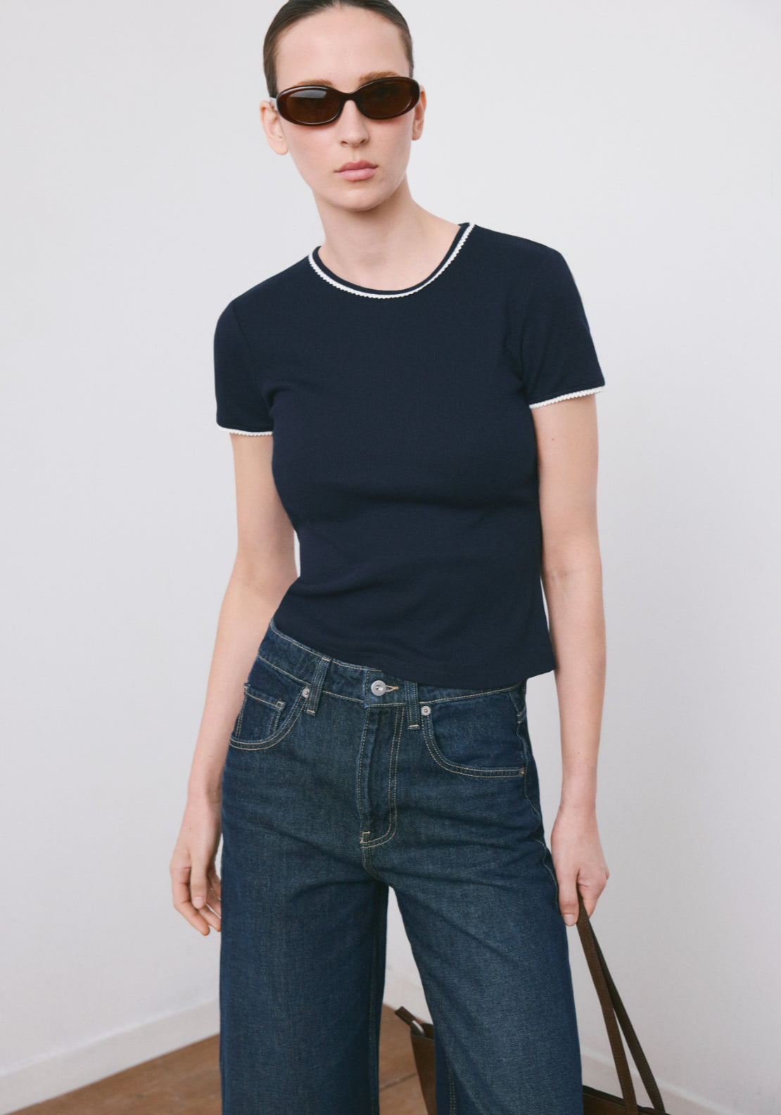 Contrast Trim T-Shirt - Blue