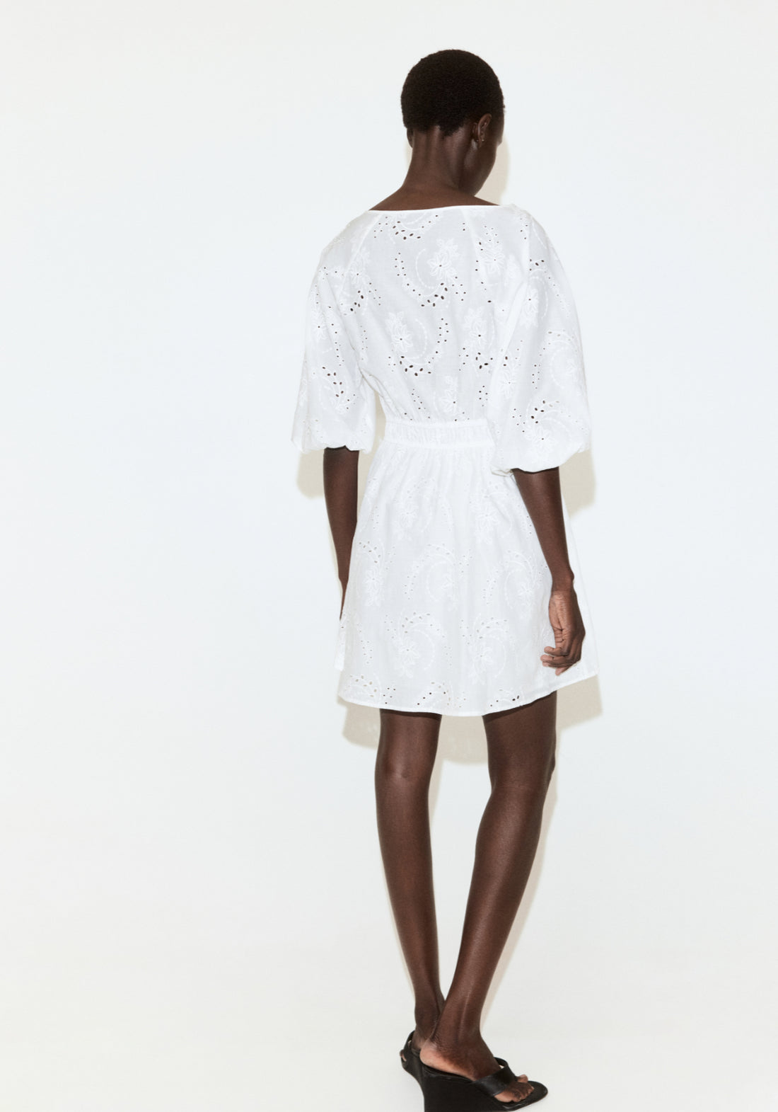Embroidered Short Dress - White