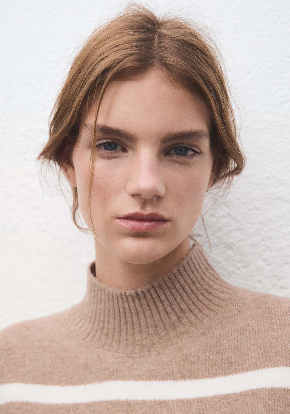 Oversized Striped Turtleneck Sweater - Beige