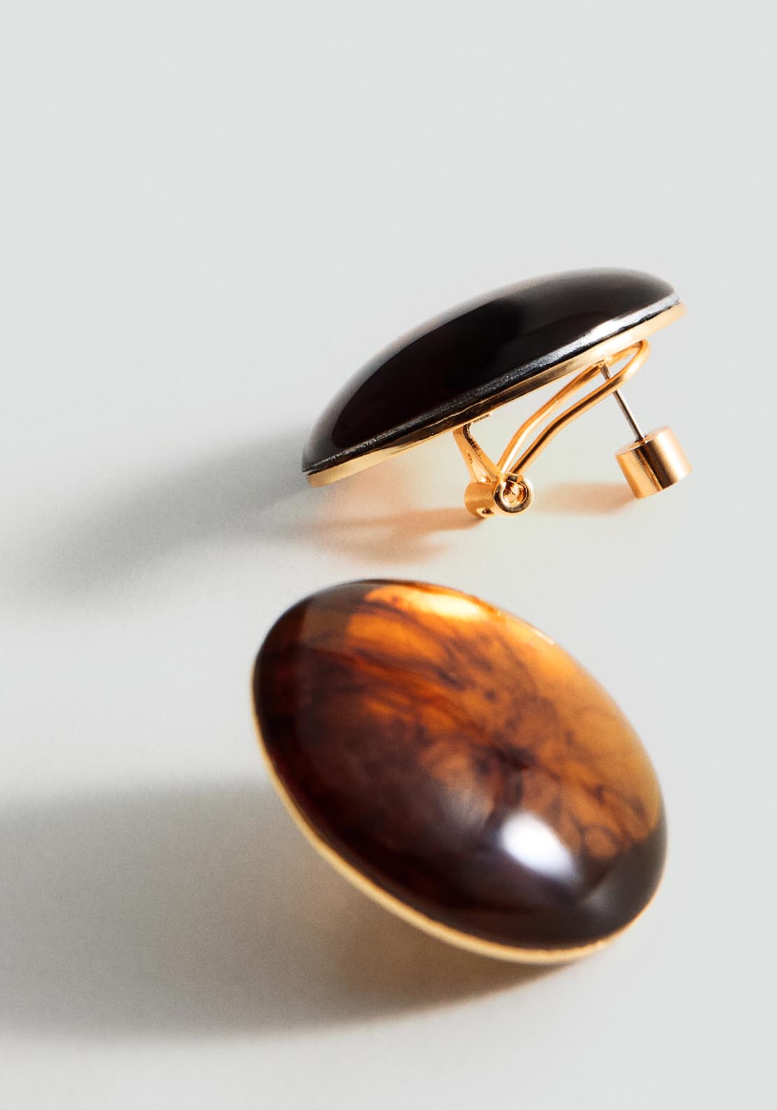 Round Resin Earrings - Brown