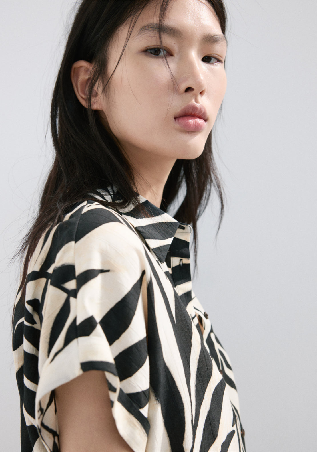 Flowy Printed Shirt - Black And White