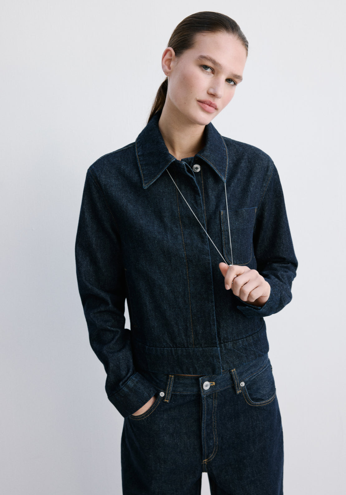 Fitted Denim Jacket With Pockets - Blue