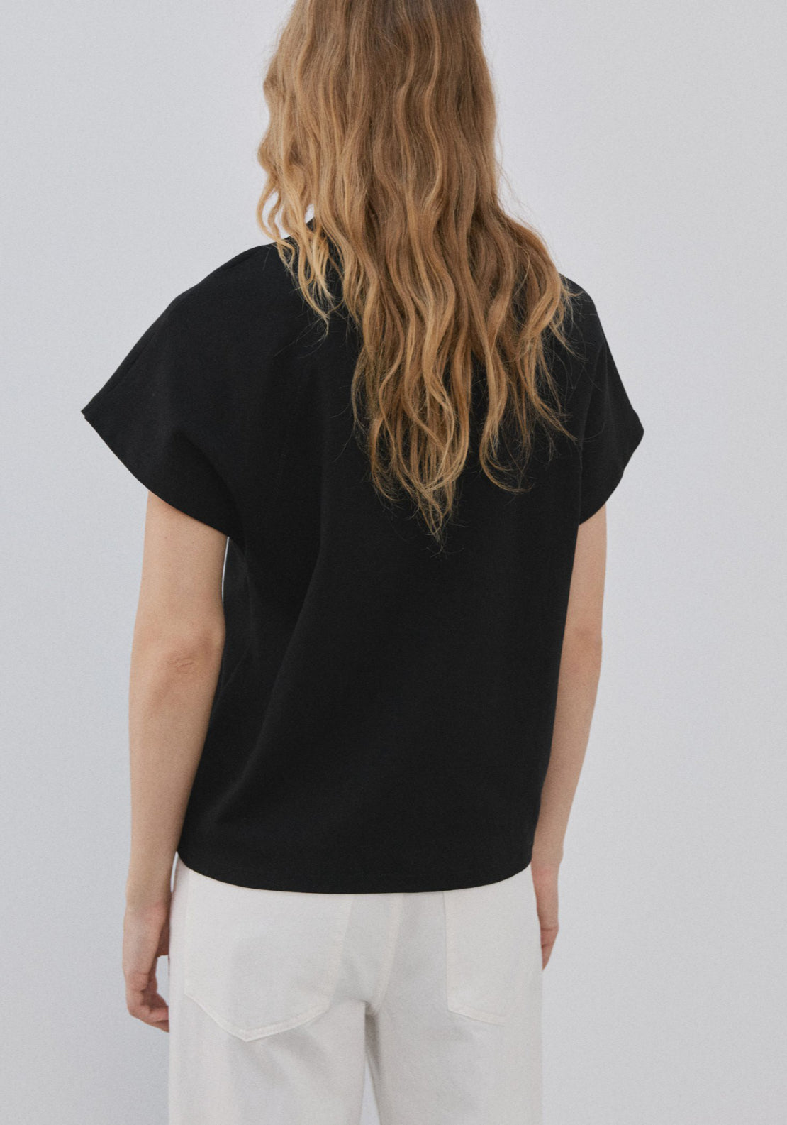 Short Sleeve Round Neck T-Shirt - White