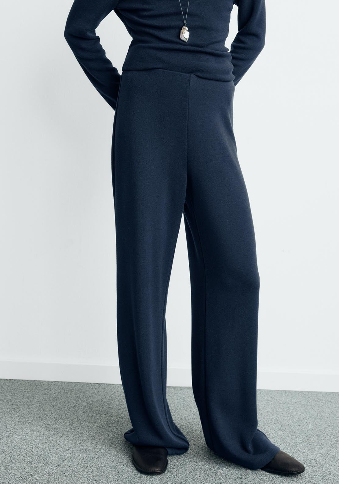 Straight Fit Trousers With Elastic Waist - Blue