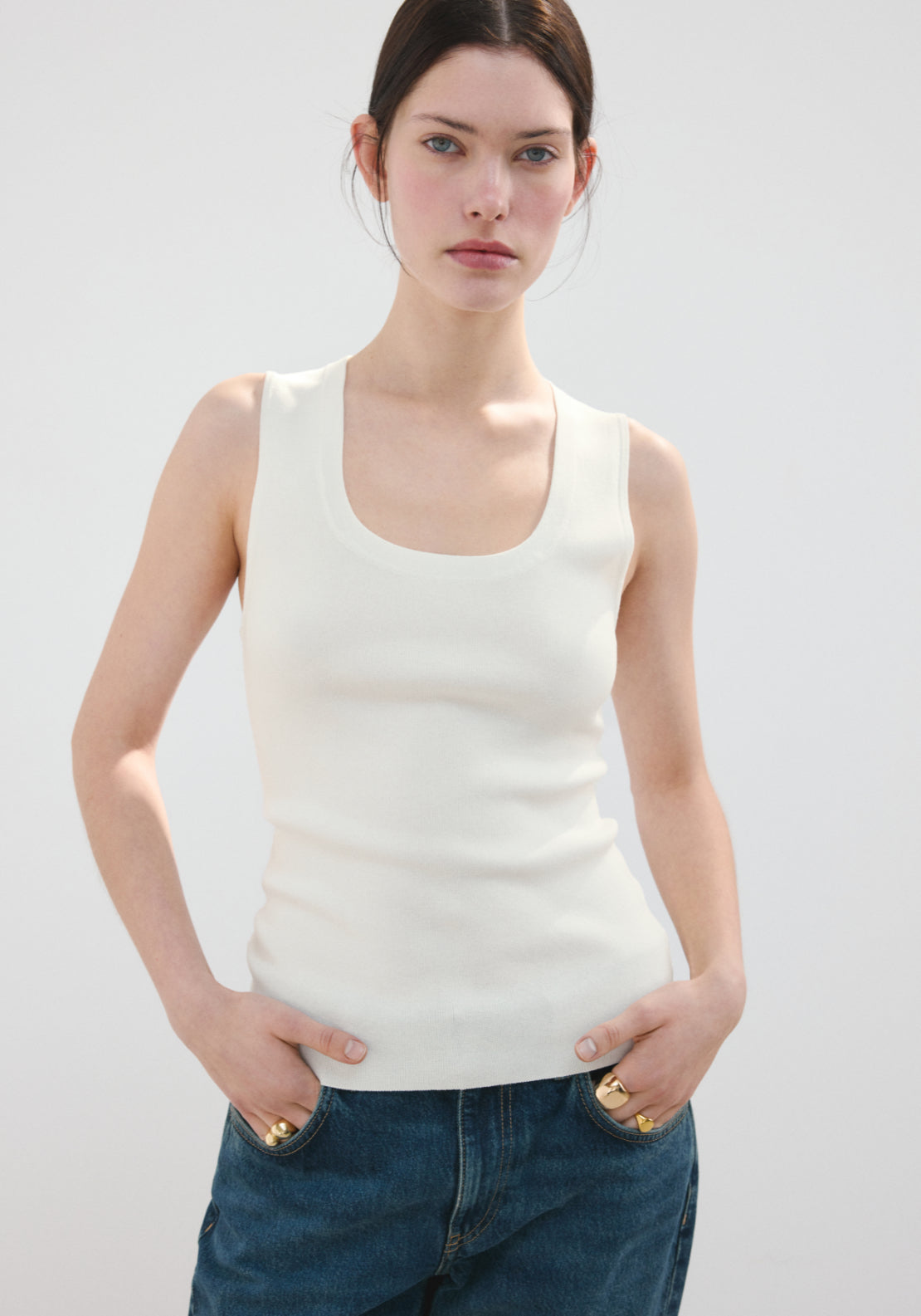 Round Neck Knitted Top - White