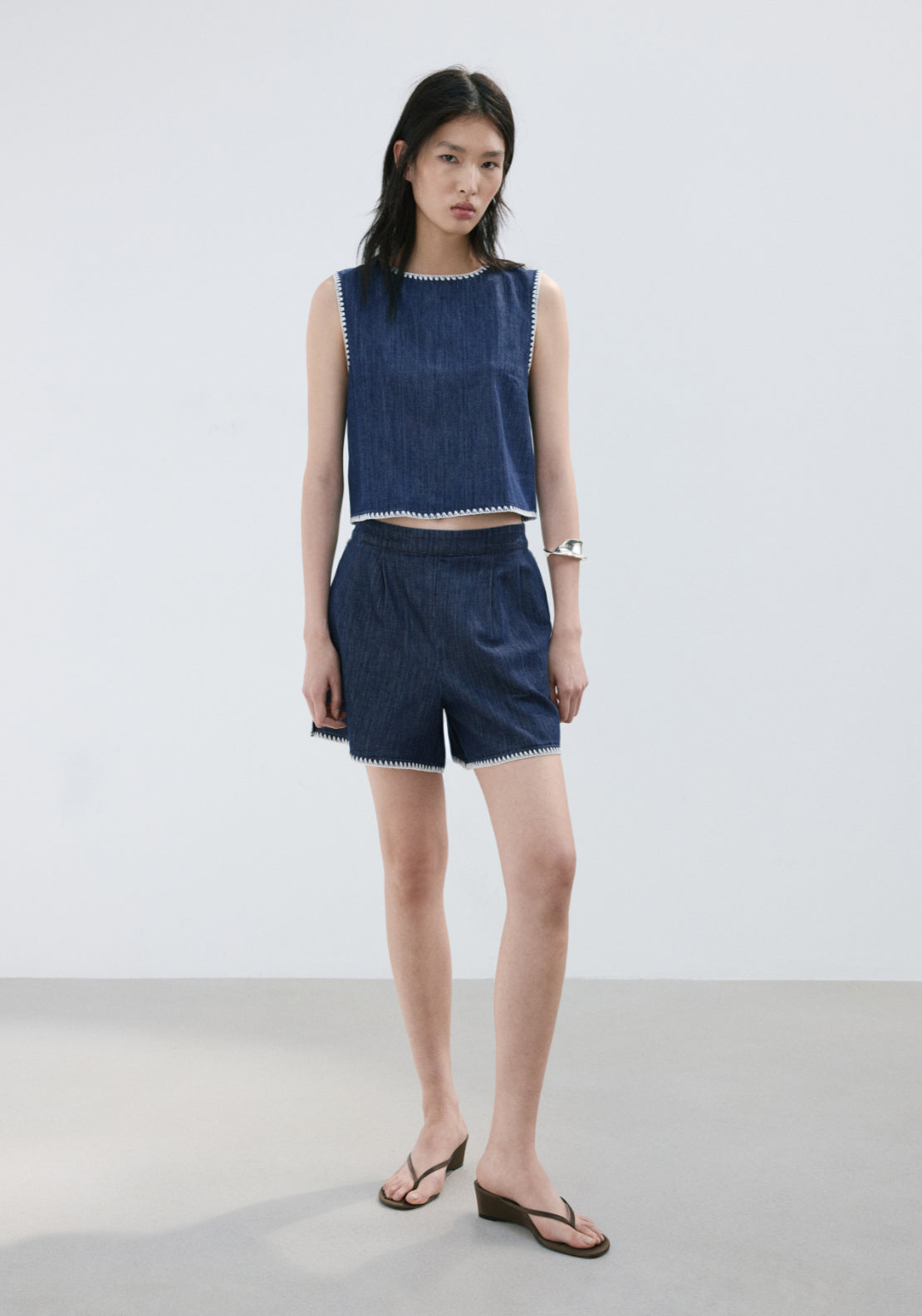 Contrast Trim Denim Shorts - Denim Blue