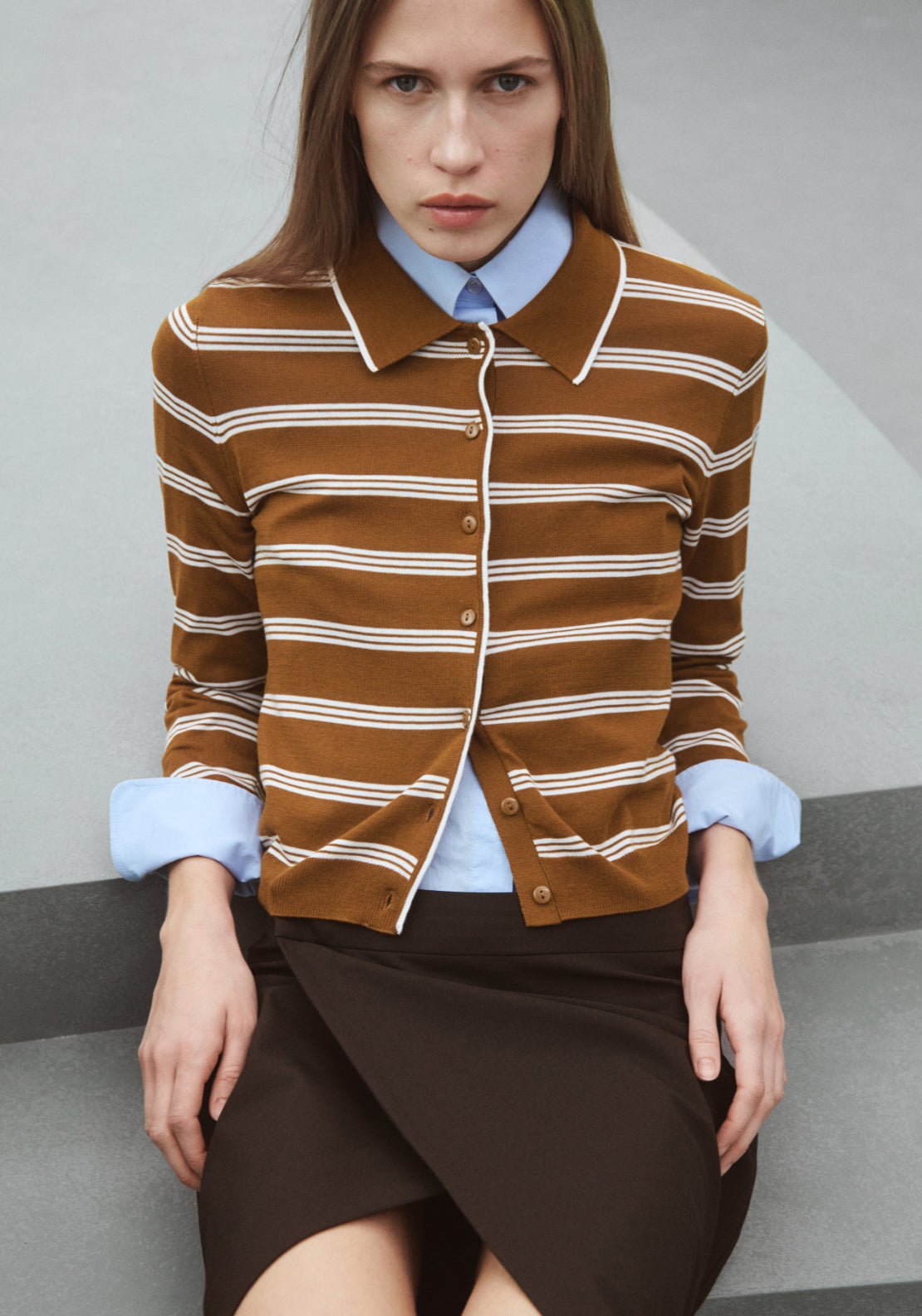 Cardigan With Shirt Collar - Brown