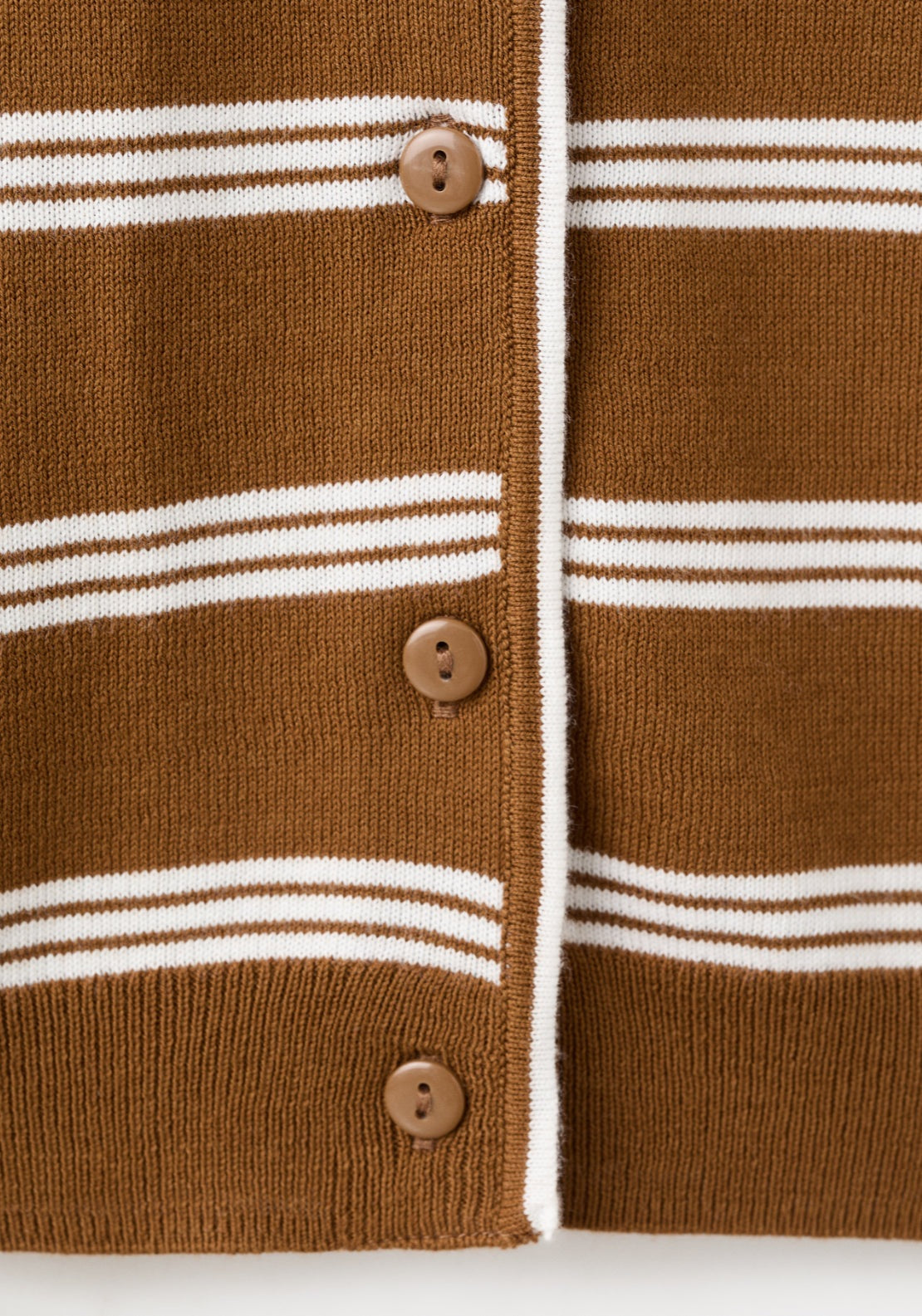 Cardigan With Shirt Collar - Brown