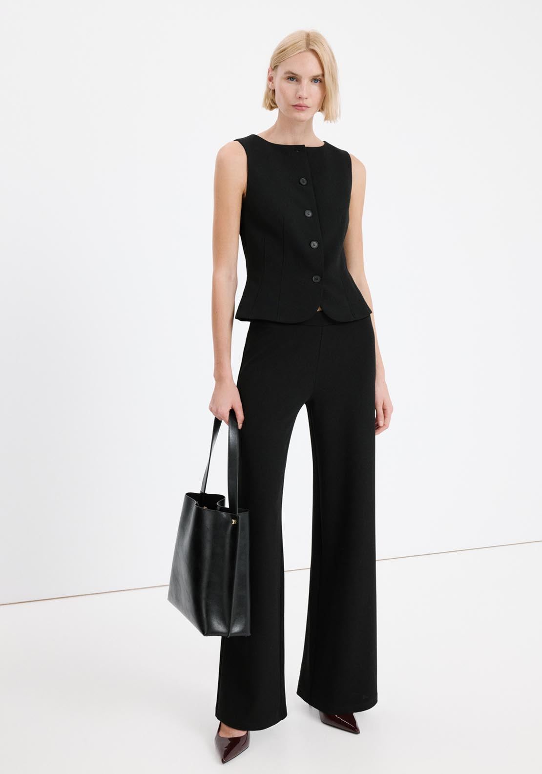 Straight Leg Trousers - Black