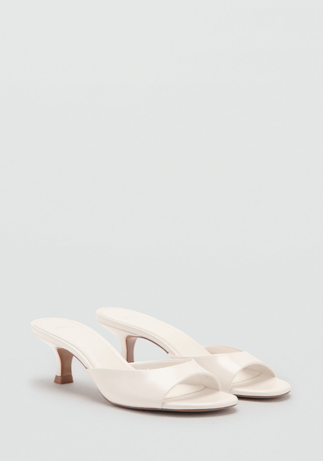 Pointed Heel Sandals - Cream
