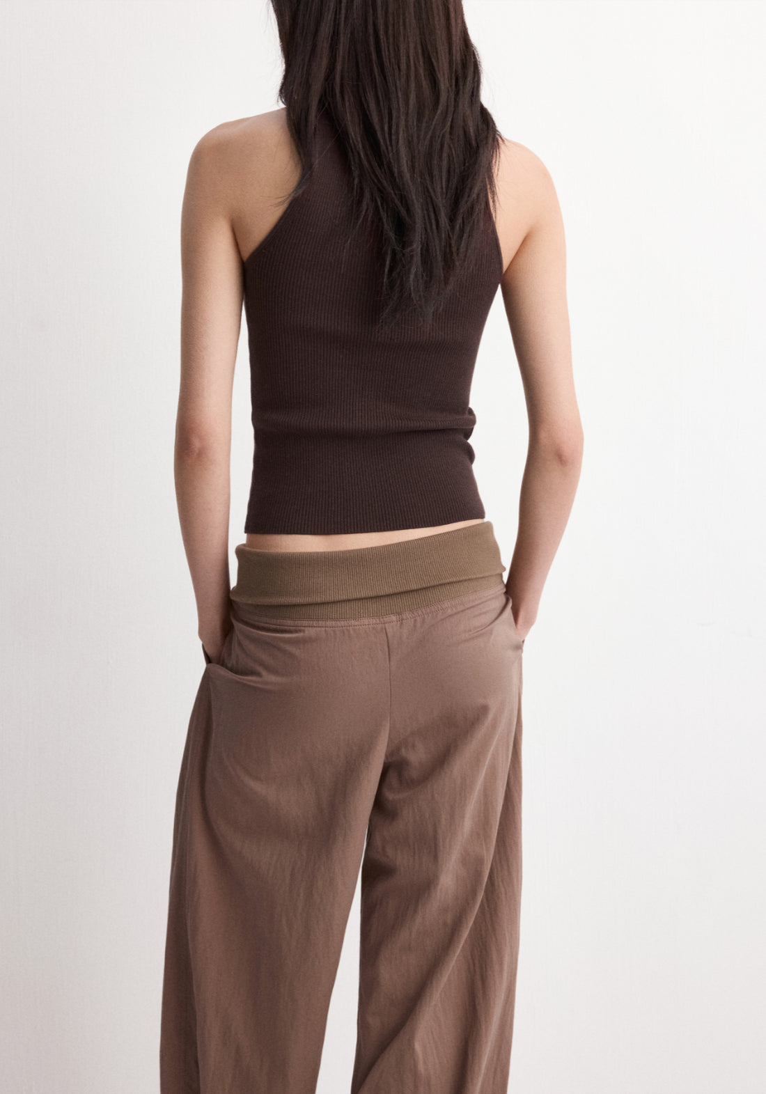 Fitted Fine Knit Top - Brown