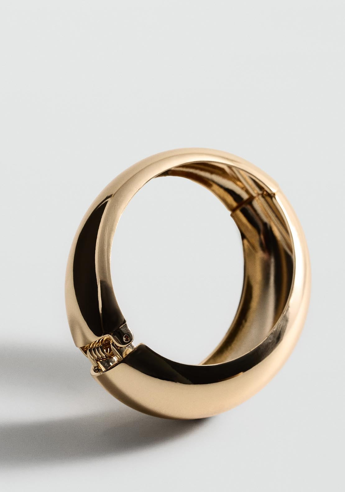 Rigid Volume Bracelet - Gold