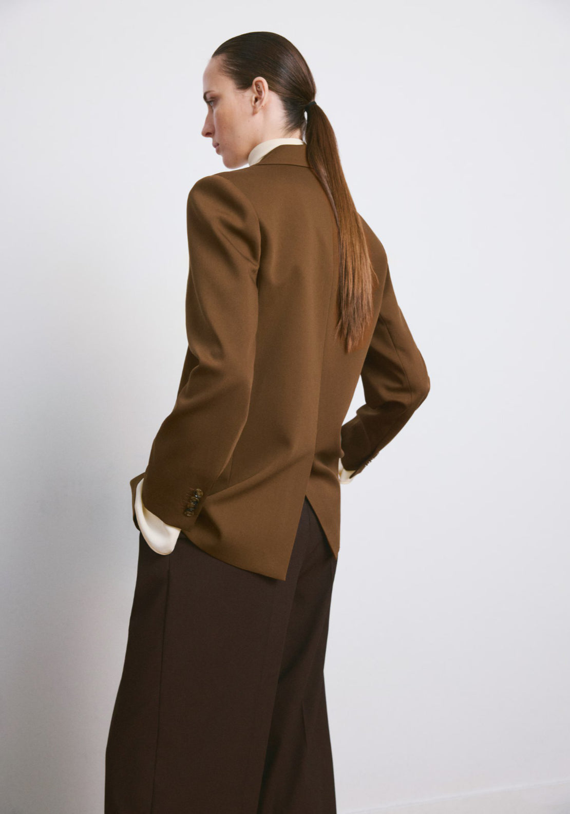 Straight Jacket With Flap Pockets - Brown