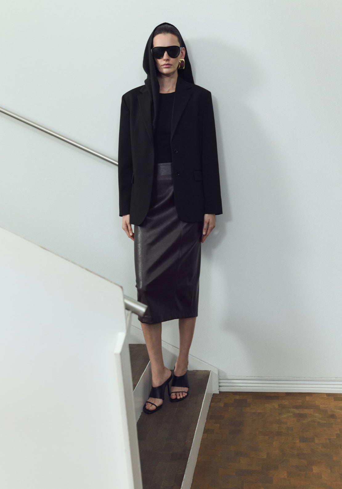 Straight Jacket With Flap Pockets - Black