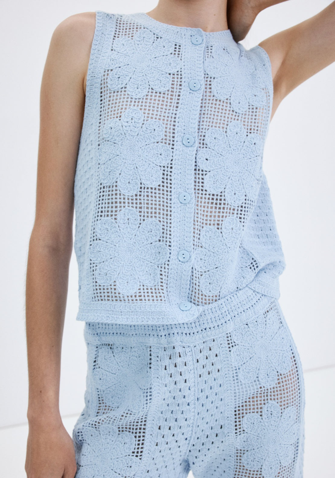 Embroidered Openwork Knit Gilet - Blue