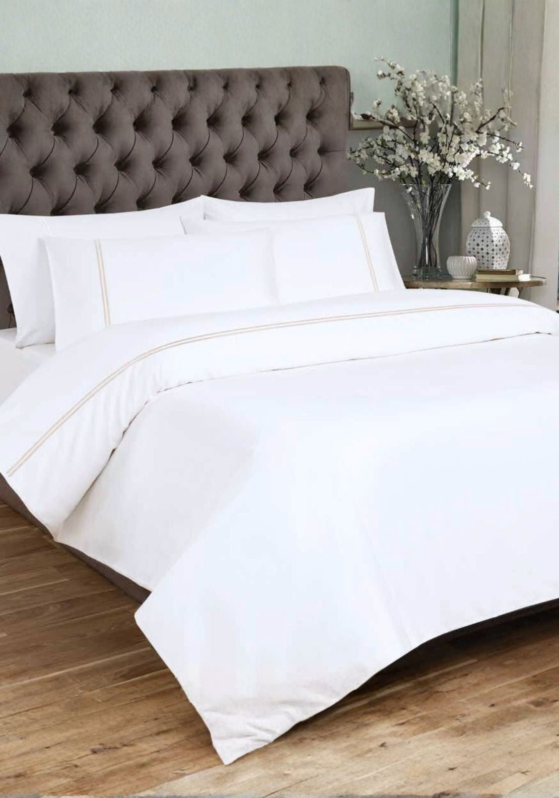 Heather &amp; Ferne 100% Sateen Cotton 300 TC Duvet Cover Set - White 1 Shaws Department Stores