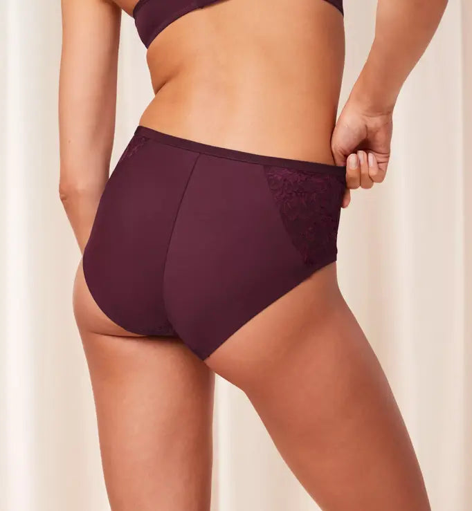Triumph Amourette Charm T Maxi 02 2 Shaws Department Stores