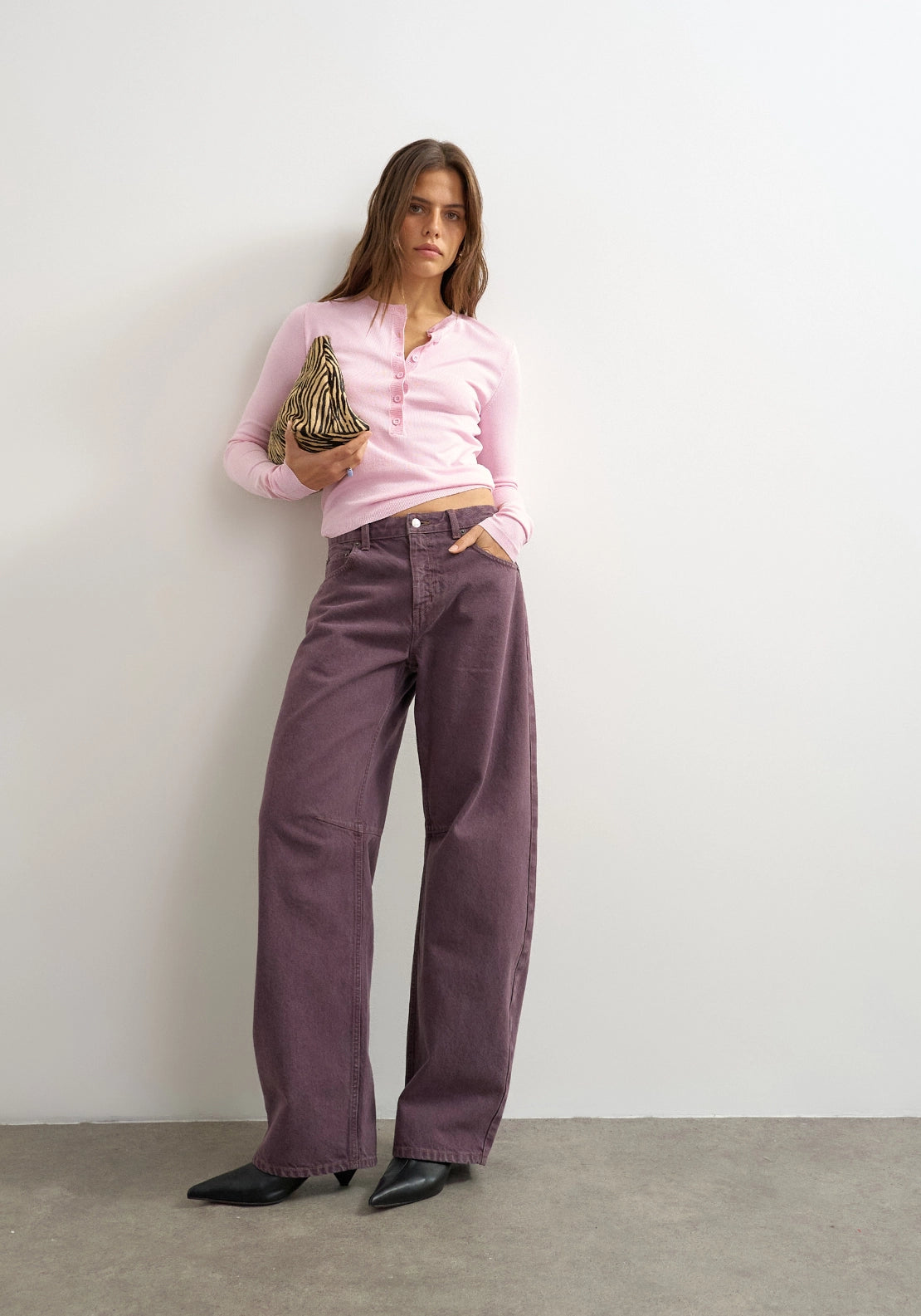 Betu Mid Rise Barrel Jeans - Dark Purple Denim