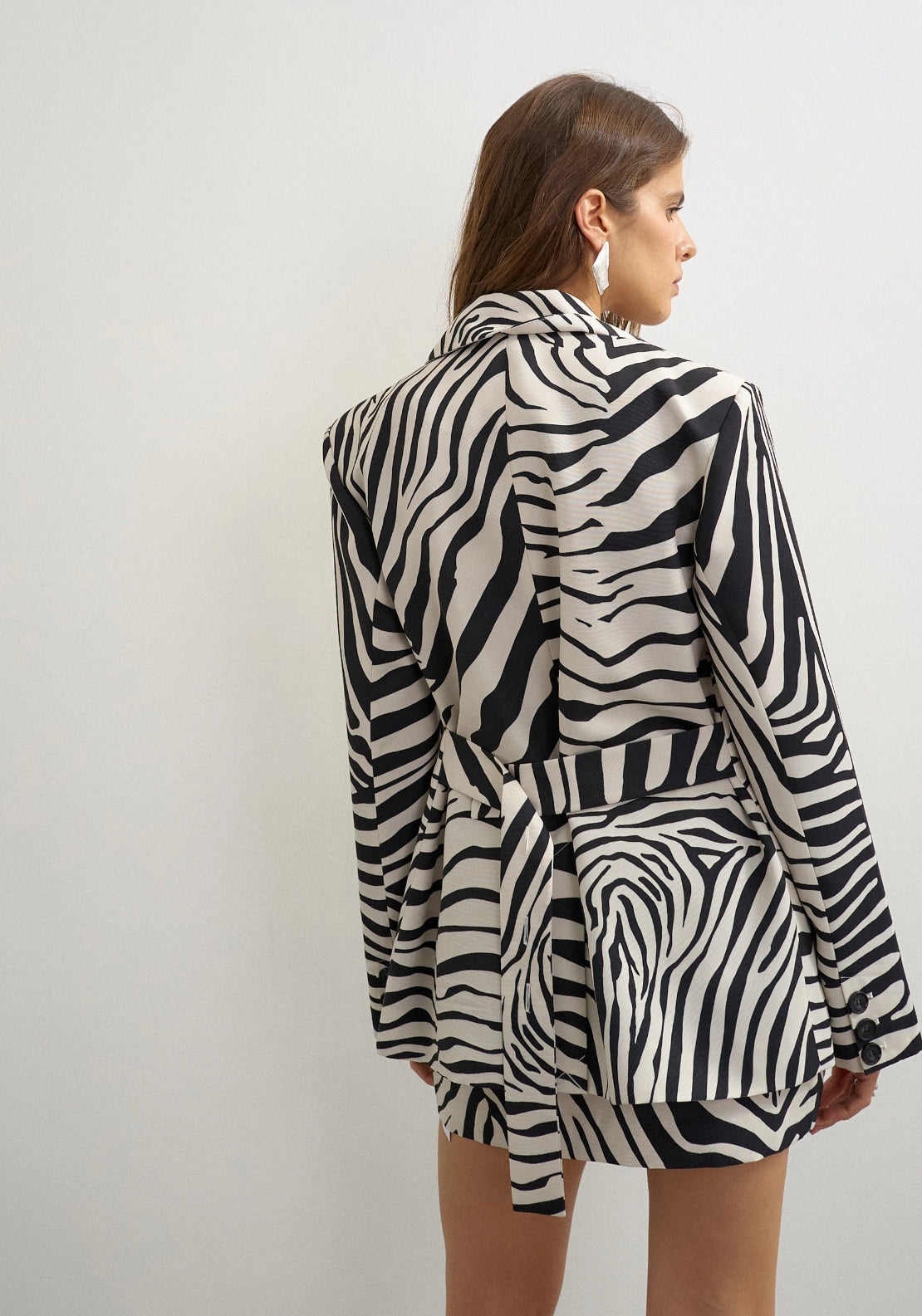 Ajin Occasion Zebra Print Blazer - White