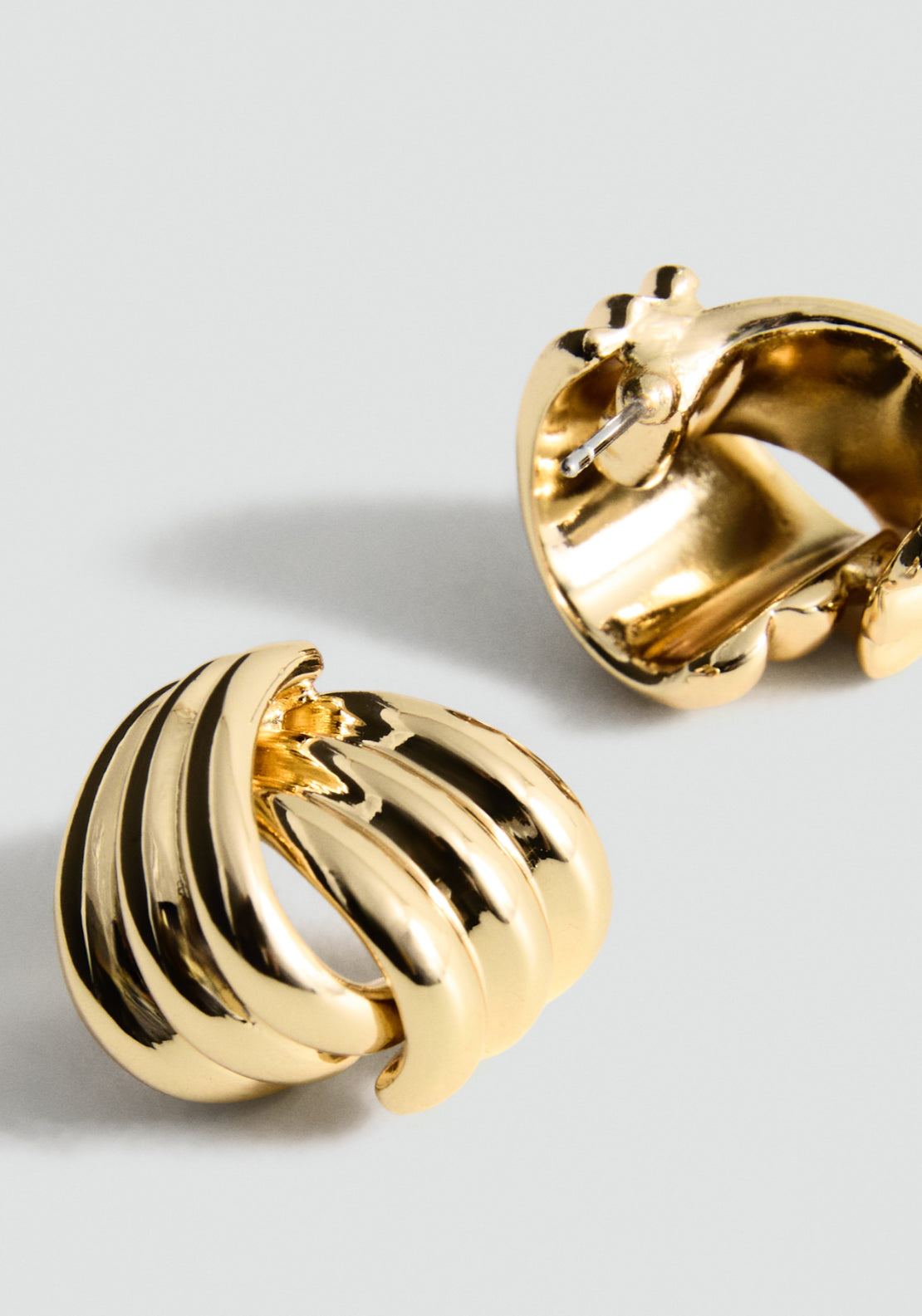Crossover Knot Earrings - Gold