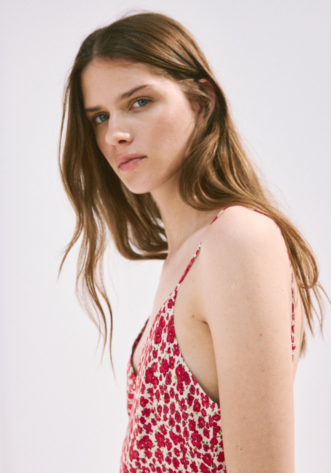 V-Neck Floral Print Dress - Red