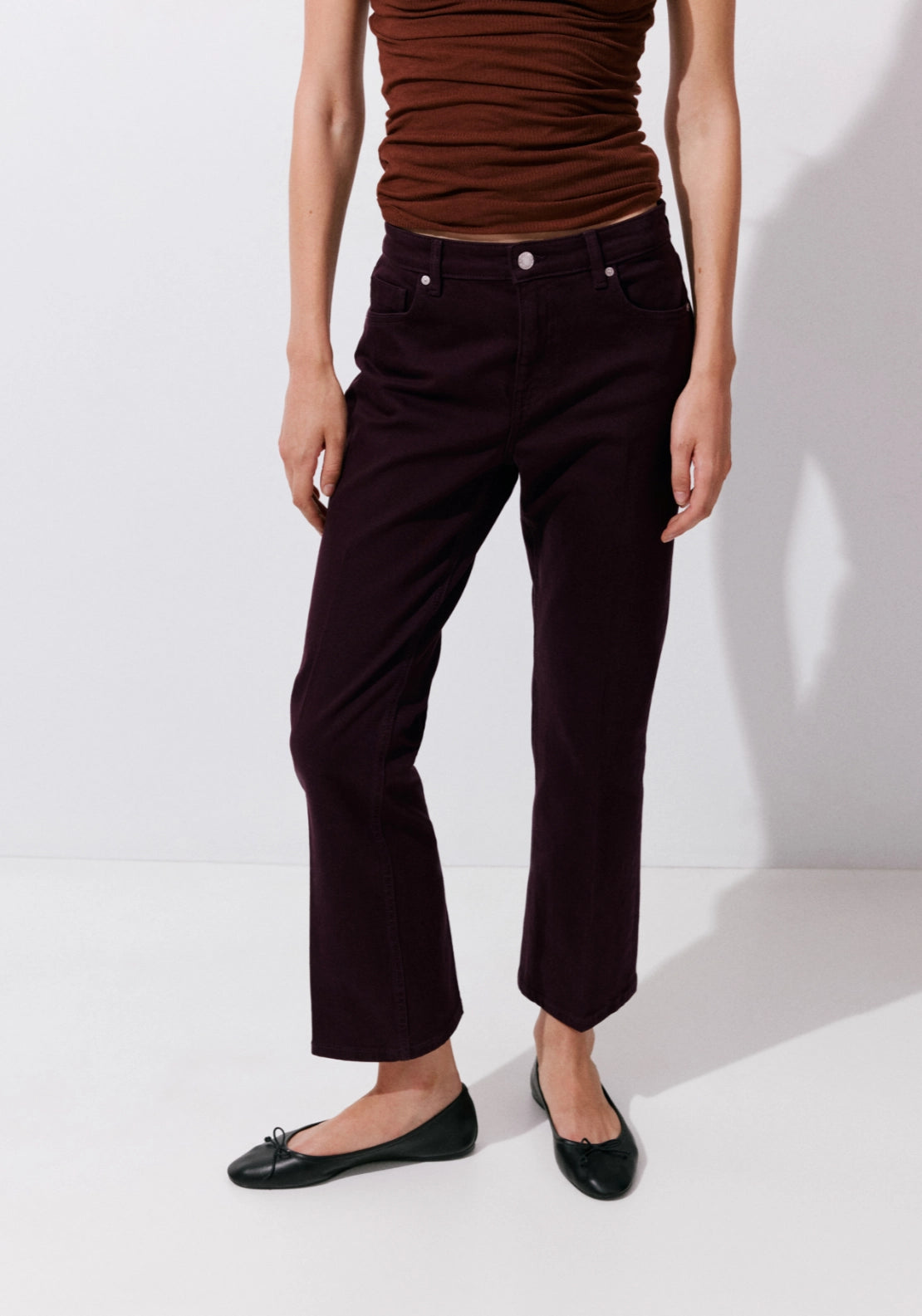 Sienna Cropped Flared Jeans - Burgundy
