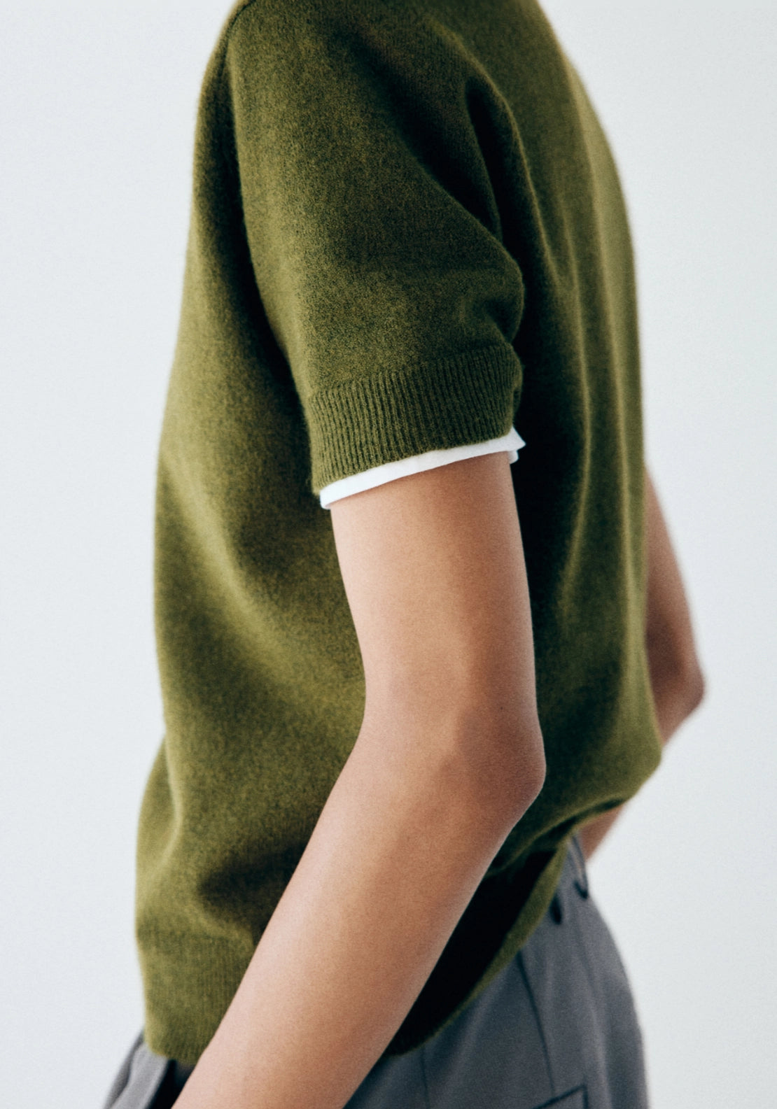 Short Sleeved Knitted Sweater - Green