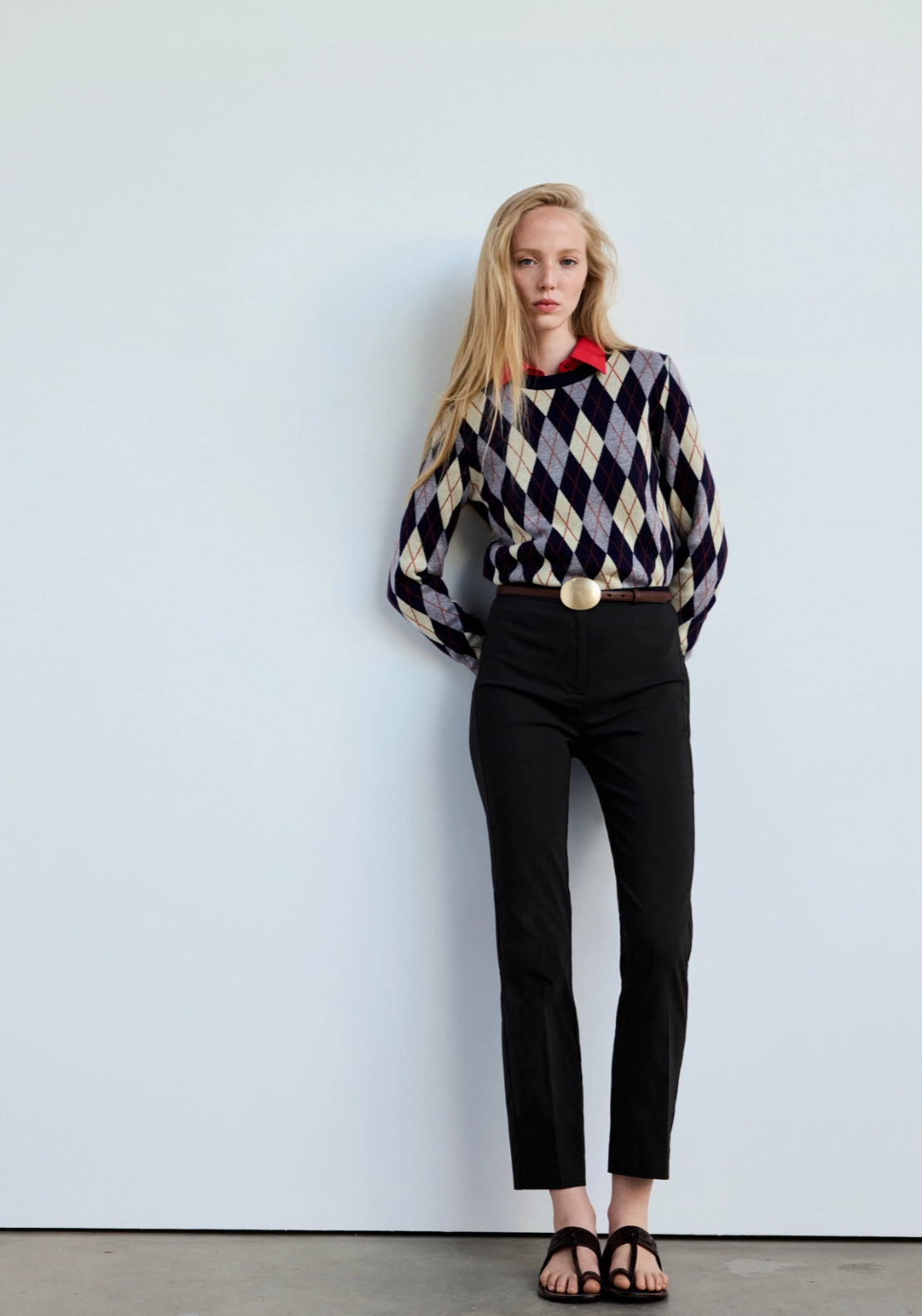 Fine Knit Crew Neck Sweater - Blue