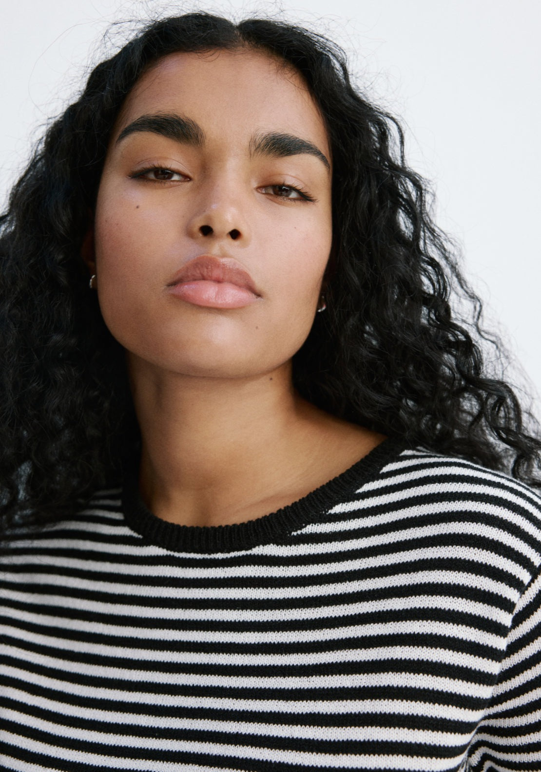 Striped Short Sleeved Sweater - Black