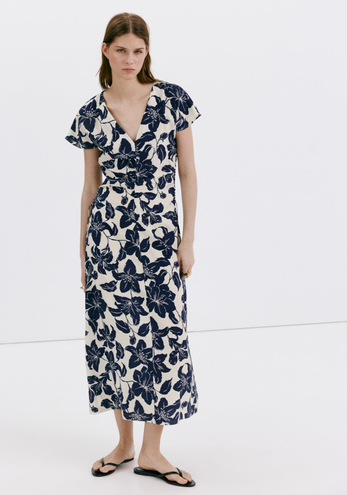 Side Ruched Floral Dress - Cream/navy
