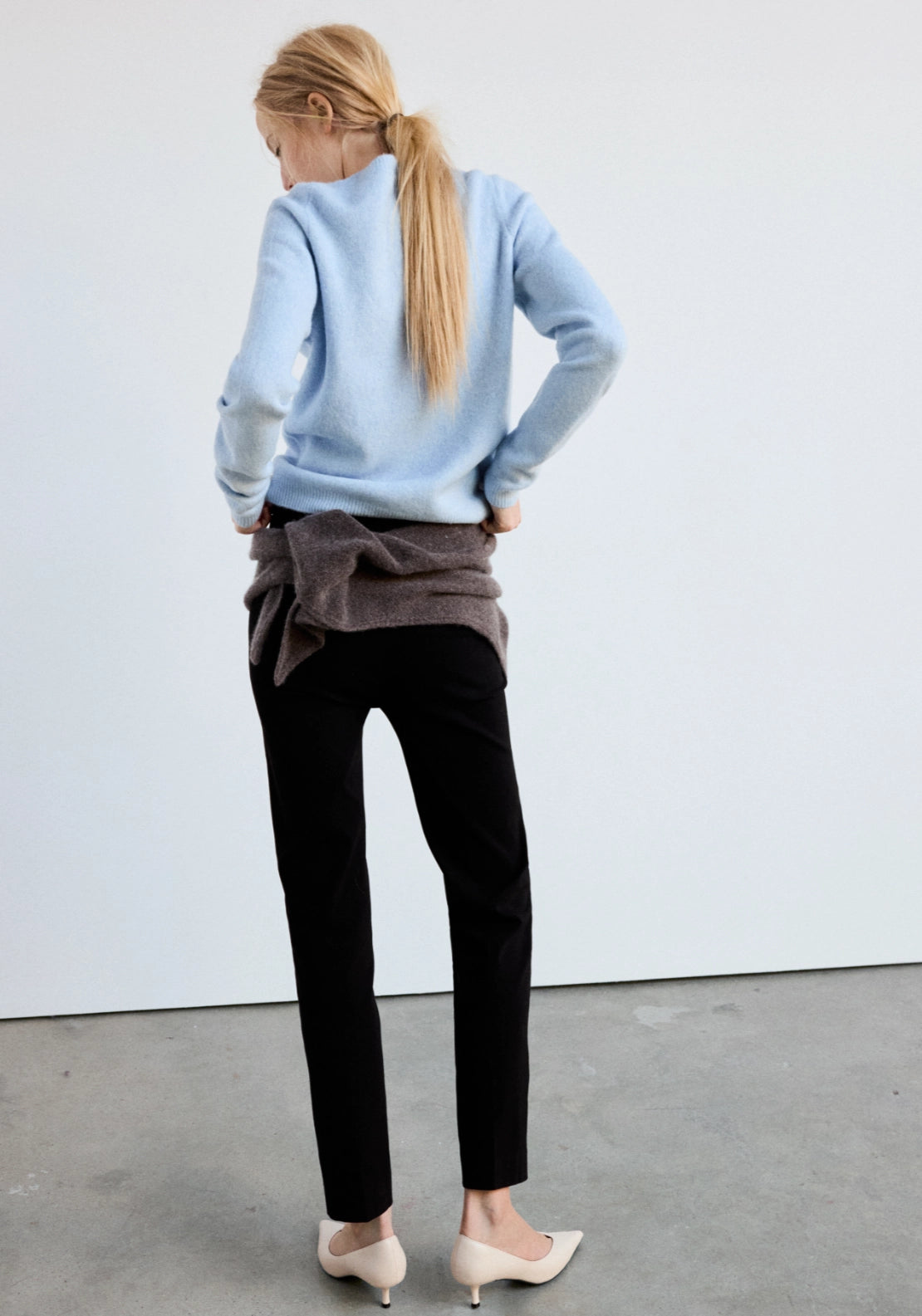 Knitted Sweater With Crew Neck - Blue