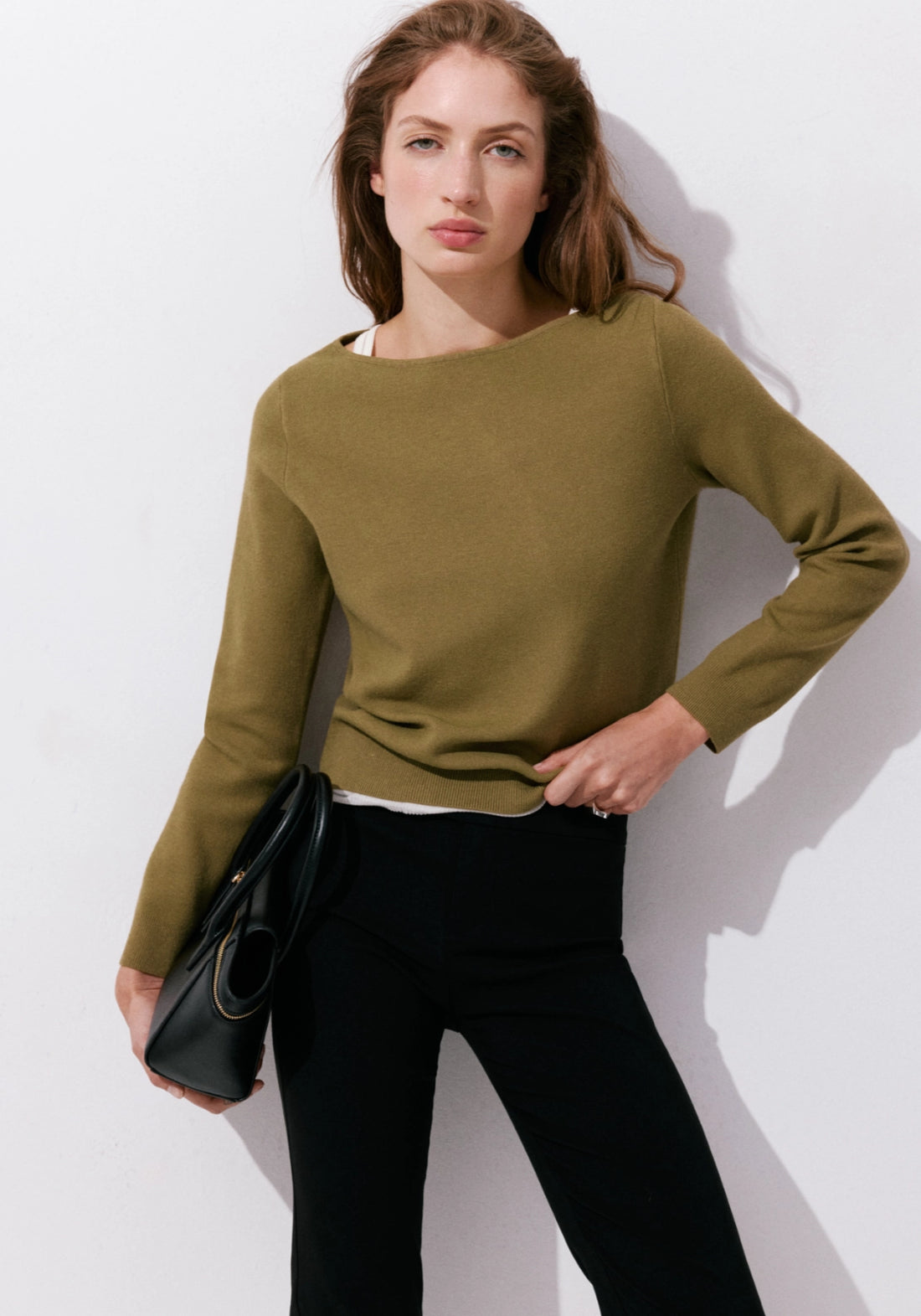 Fine Knit Boat Neck Sweater - Green