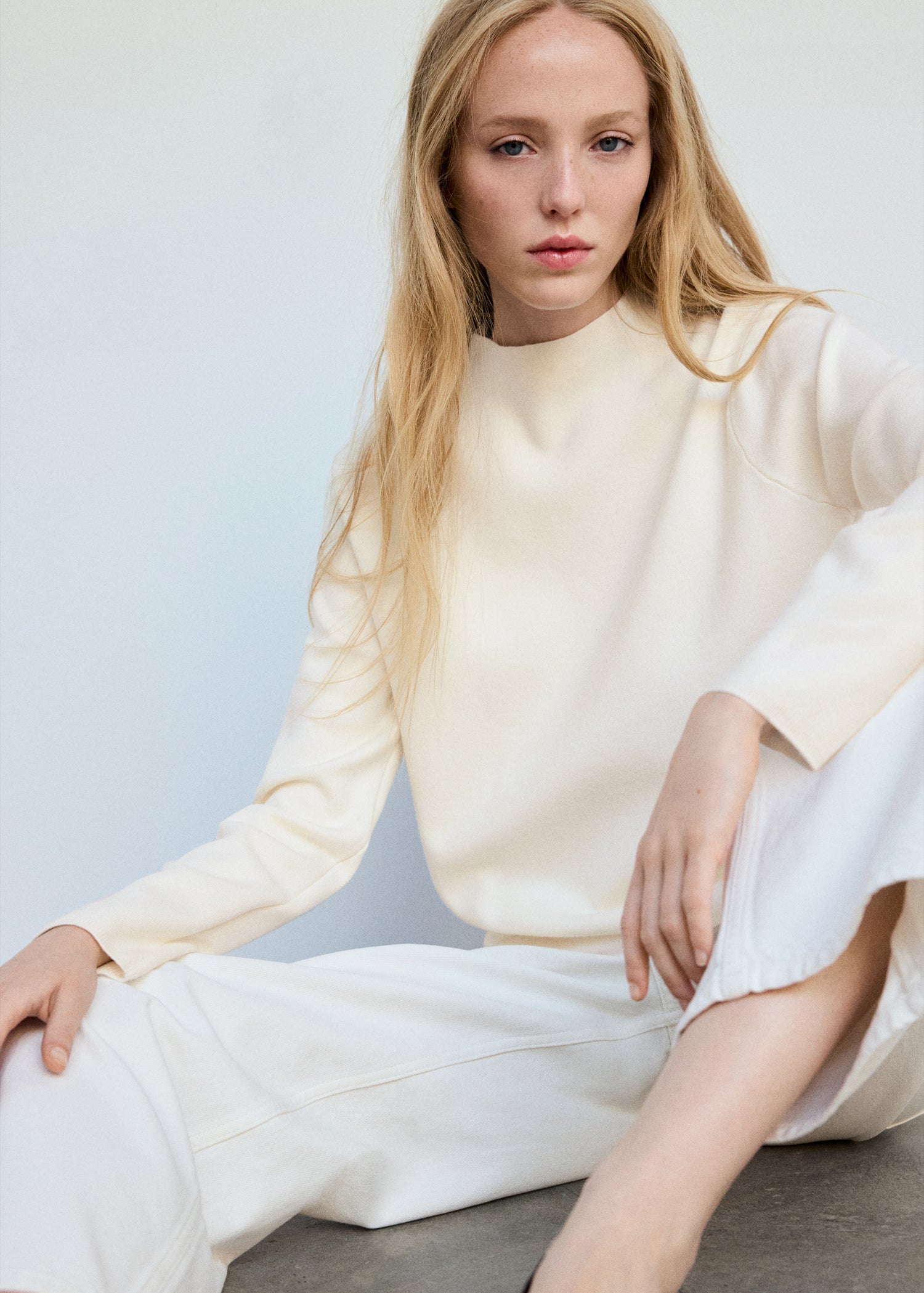 Knitted Sweater With Perkins Neck - Cream
